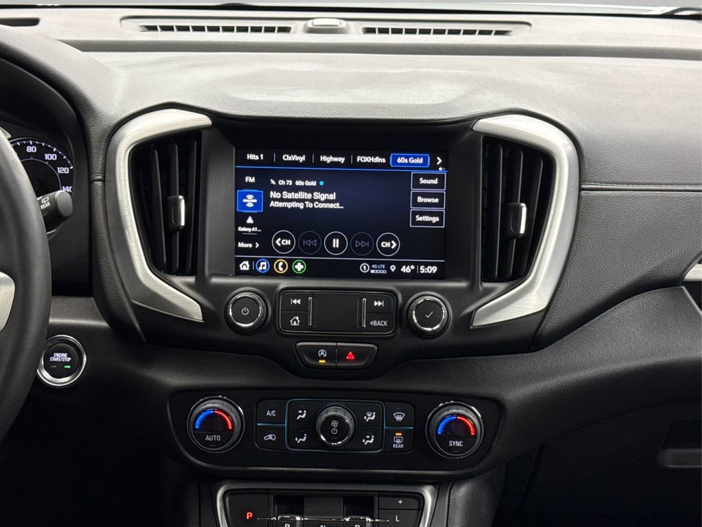 Used 2024 GMC Terrain SLT image 21