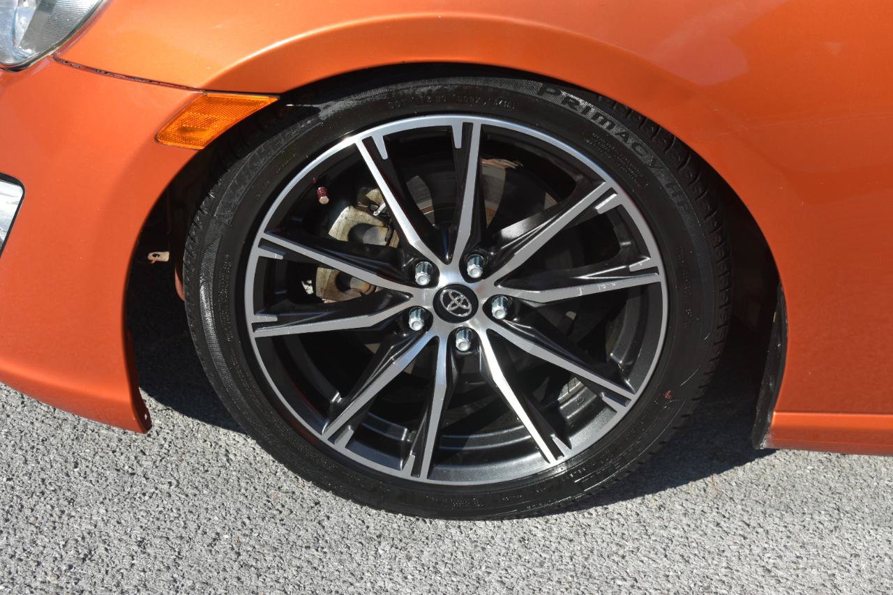 Used 2014 Scion FR-S RWD image 22
