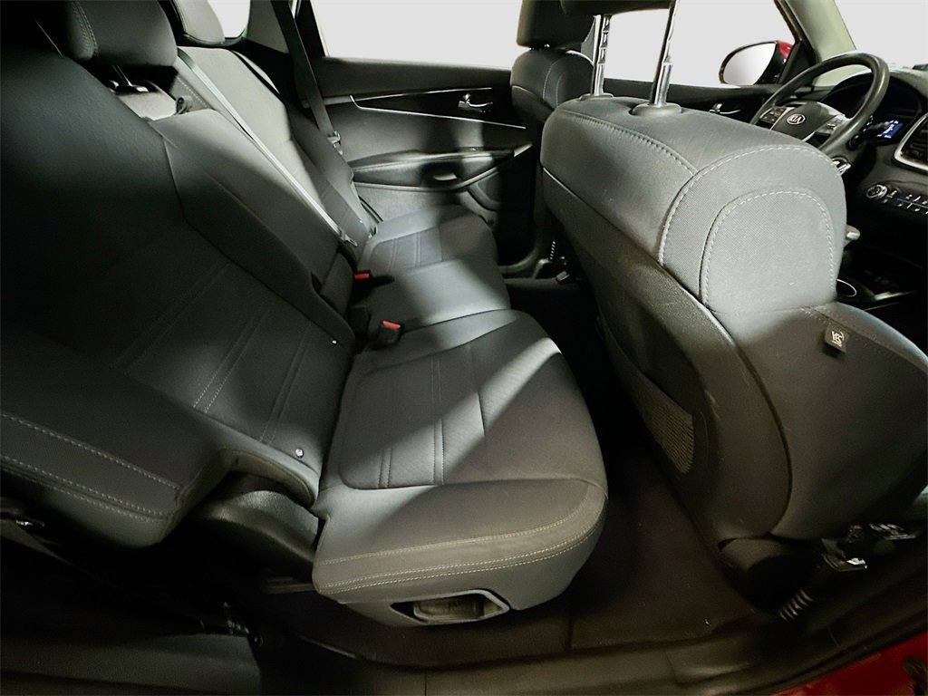 Used 2019 Kia Sorento AWD image 28