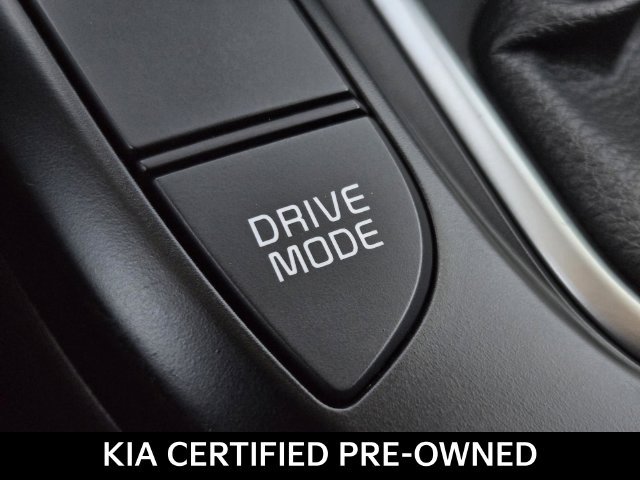 Certified 2025 Kia Soul LX w/ LX Technology Package FWD image 25