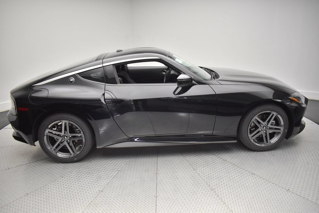 New 2026 Nissan Z Sport w/ Floor Mat Package RWD image 4