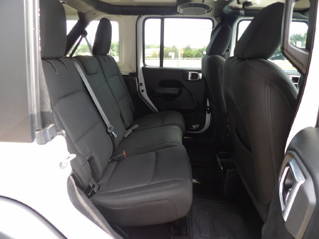 Used 2019 Jeep Wrangler Unlimited Sport S AWD/4WD image 9
