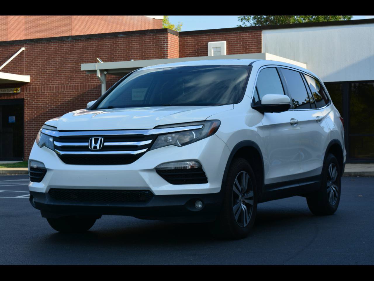 Used 2017 Honda Pilot EX-L image 1