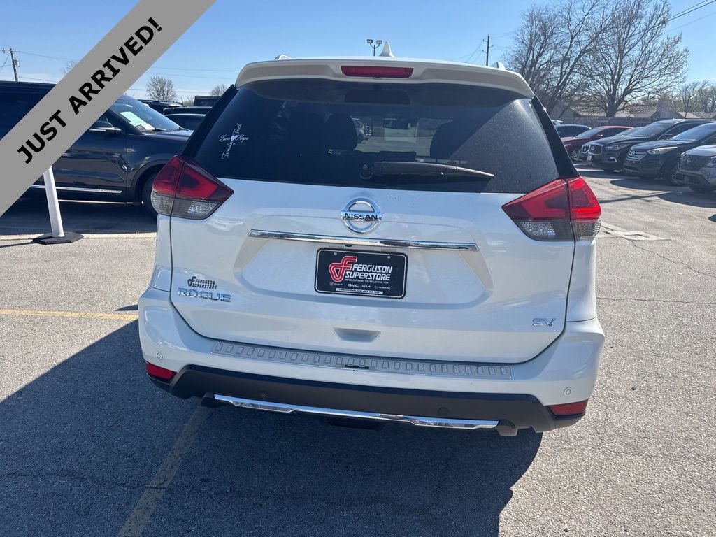 Used 2020 Nissan Rogue SV image 6