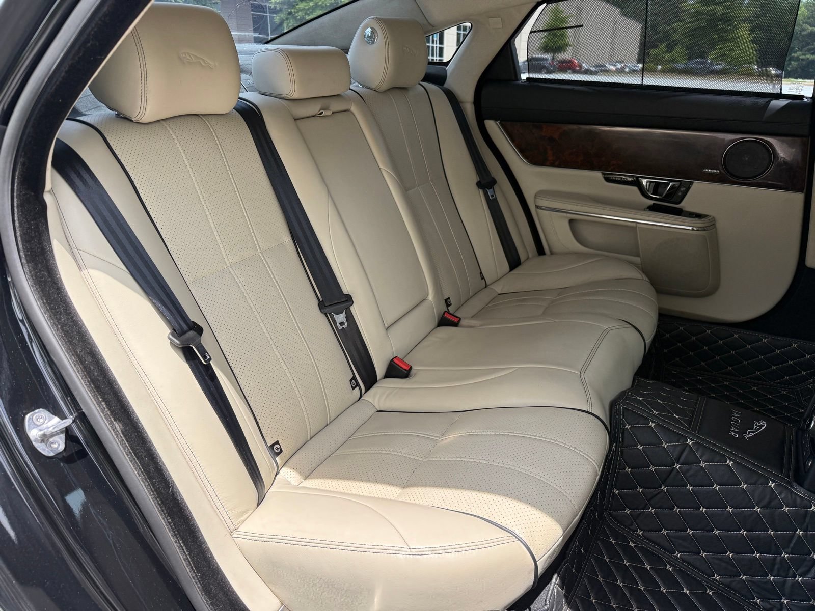 Used 2015 Jaguar XJ L Portfolio AWD/4WD image 40