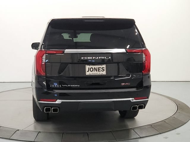 Used 2025 GMC Yukon XL Denali AWD/4WD image 7