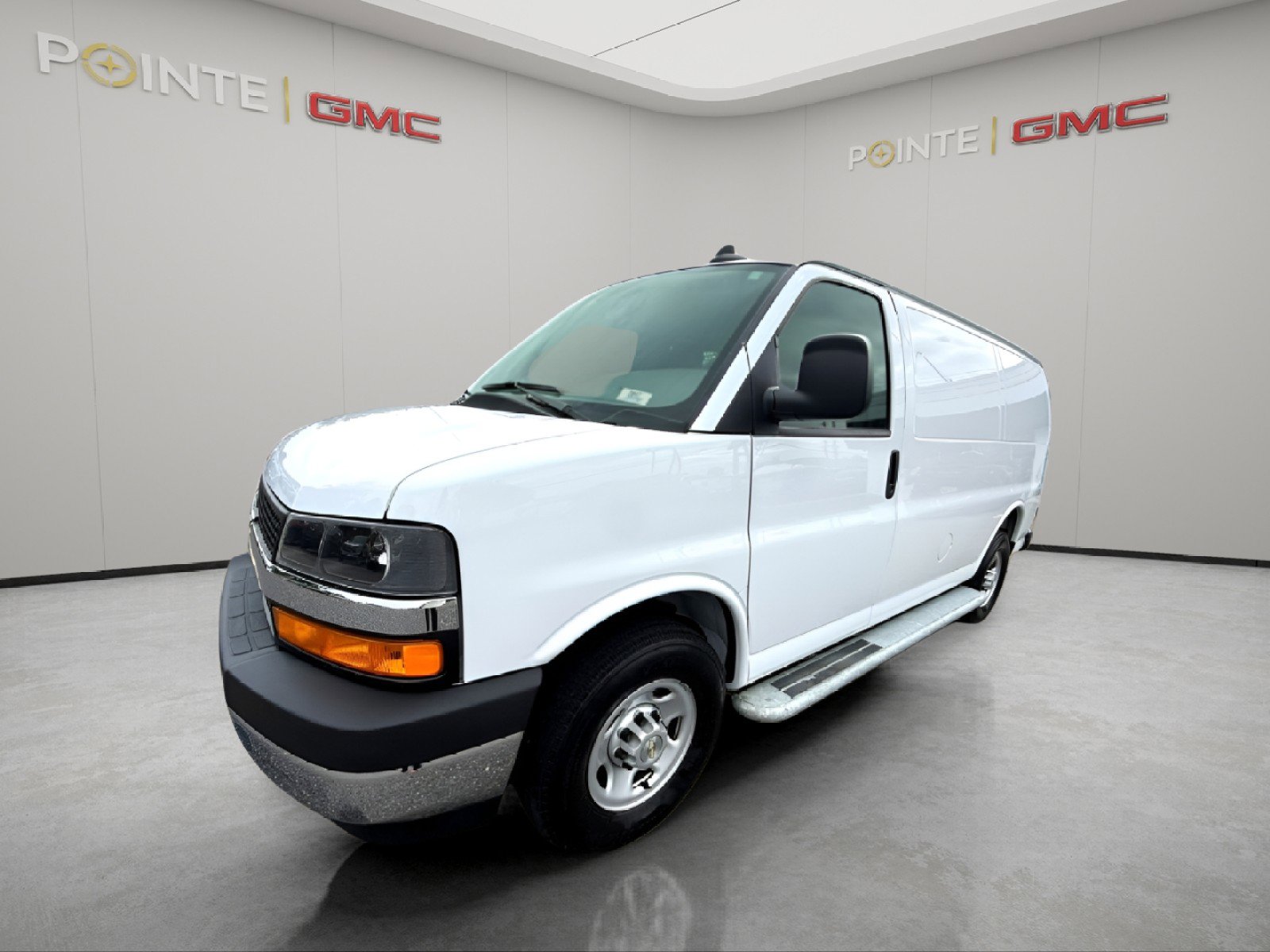 Used 2024 Chevrolet Express 2500 Work Van w/ Driver Convenience Package image 4