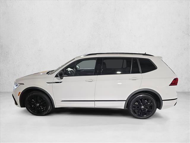 Used 2022 Volkswagen Tiguan SE R-Line image 8
