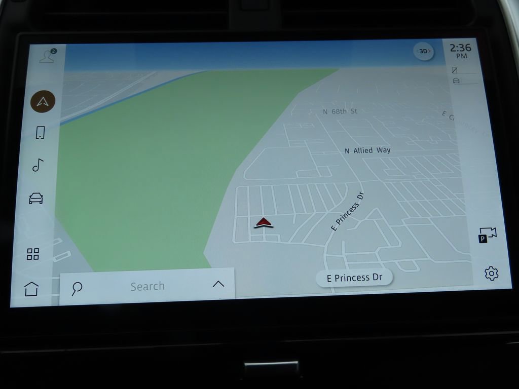 Used 2024 Land Rover Discovery Dynamic SE image 15