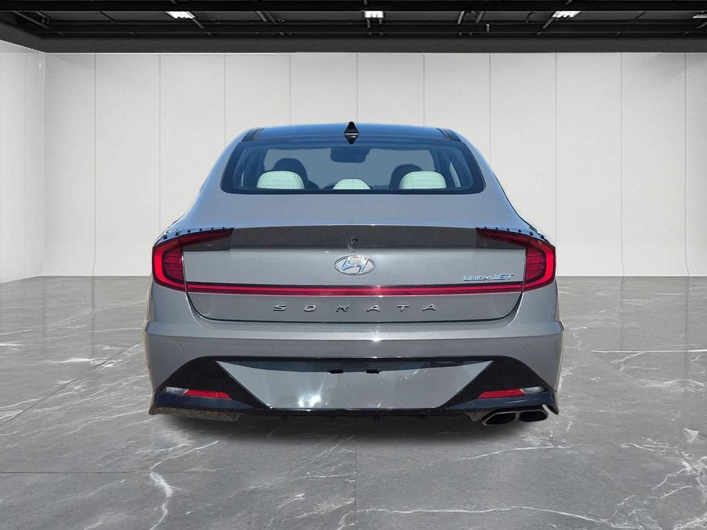 Used 2020 Hyundai Sonata Limited w/ Cargo Package FWD image 4
