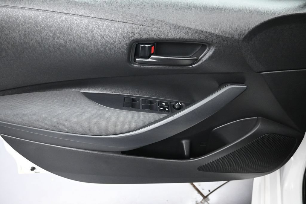Used 2023 Toyota Corolla LE FWD image 21