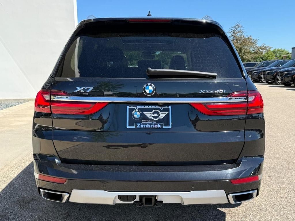 Used 2021 BMW X7 xDrive40i w/ Premium Package AWD/4WD image 4