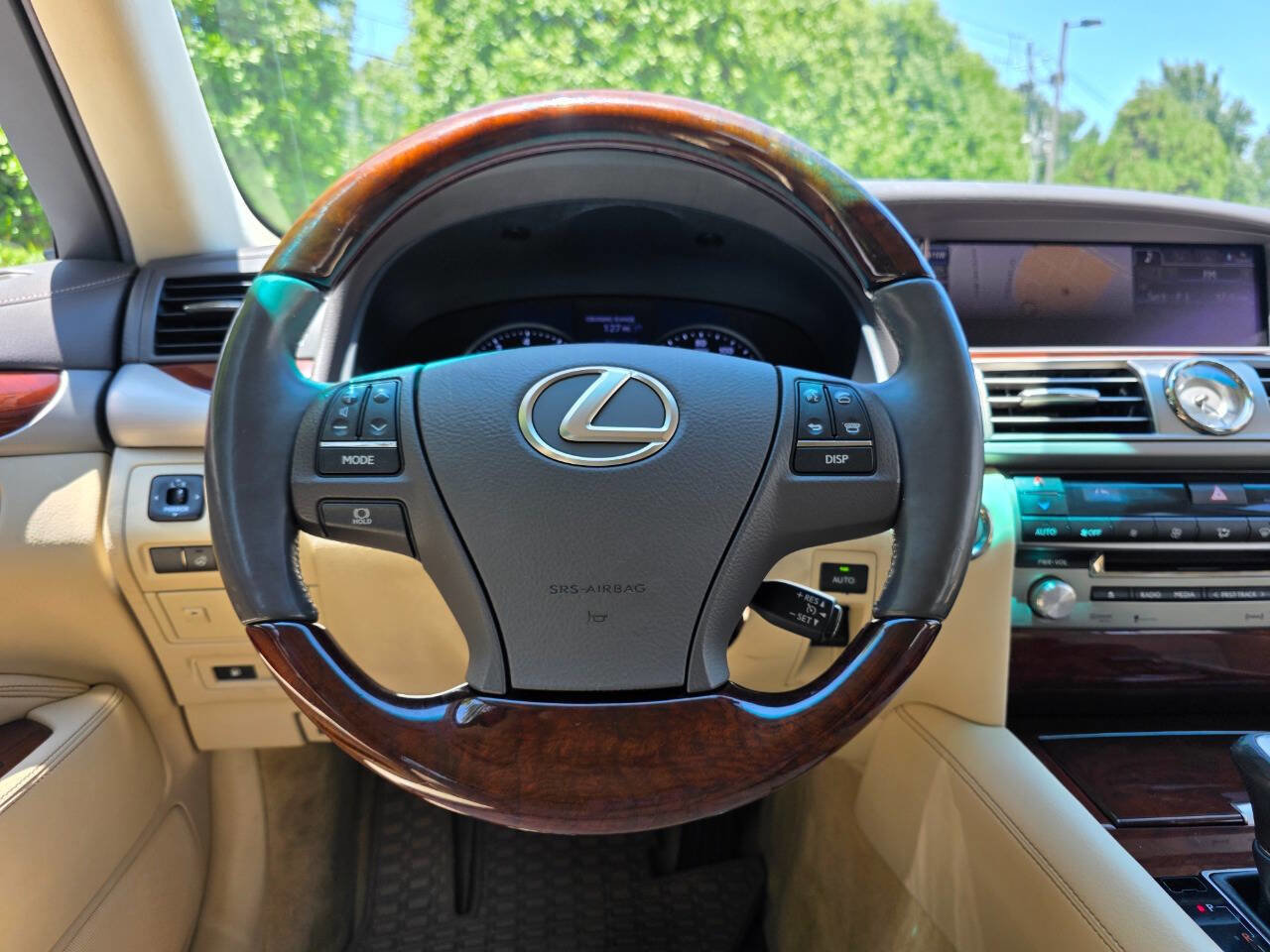 Used 2014 Lexus LS 460 w/ Comfort Package RWD image 21