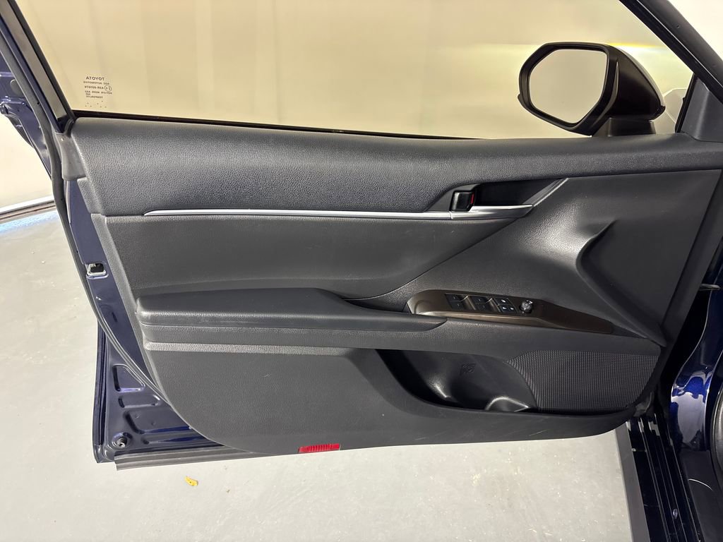 Certified 2022 Toyota Camry LE image 24