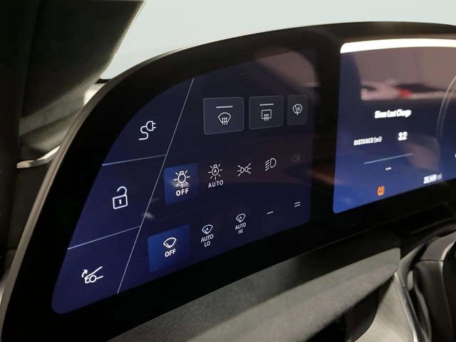 Used 2022 Lucid Air Grand Touring image 33