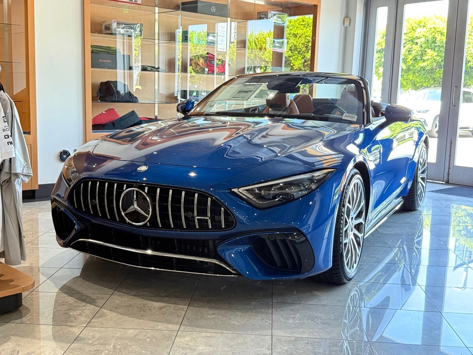 New 2026 Mercedes-Benz SL 55 AMG 4MATIC image 2