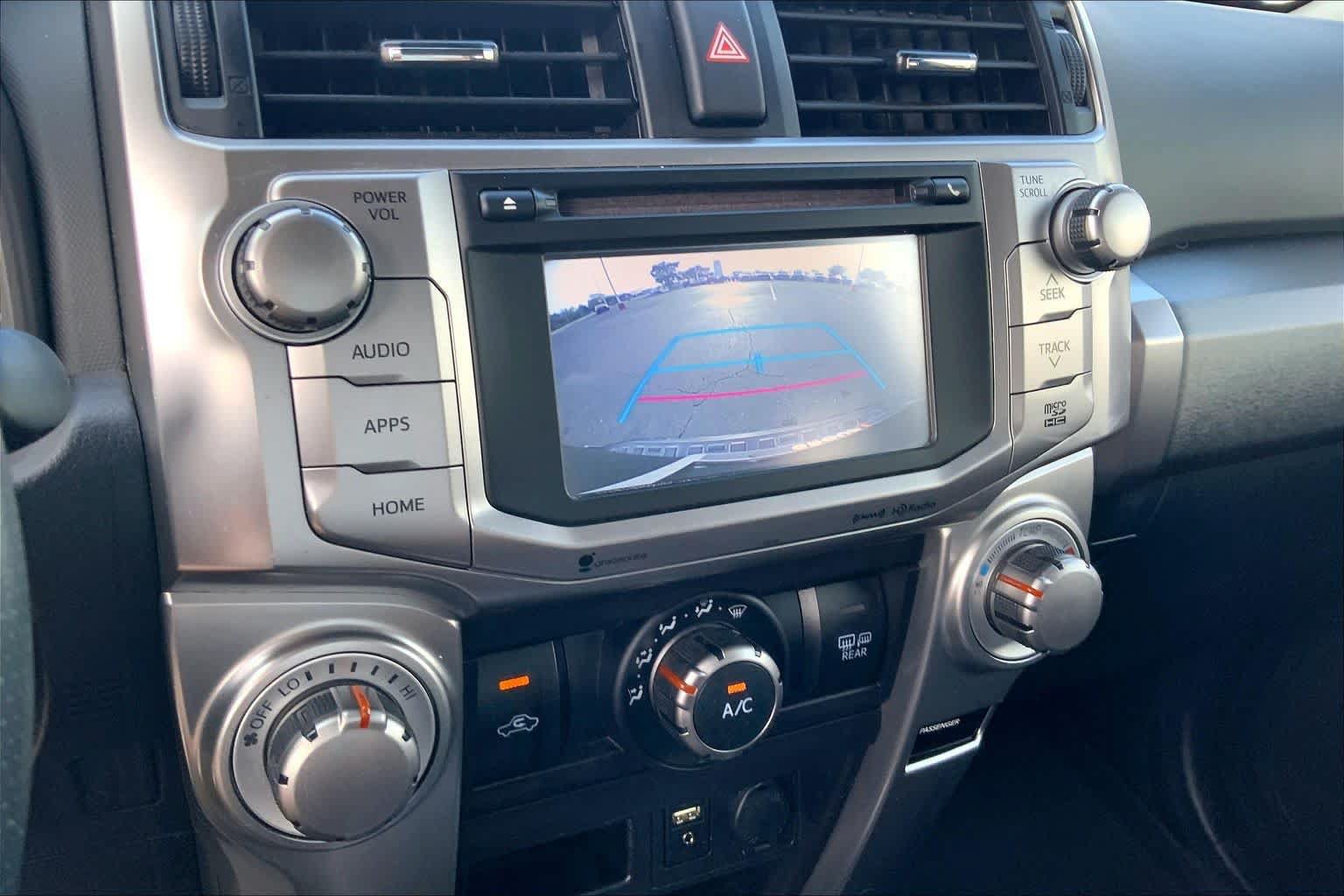 Used 2016 Toyota 4Runner SR5 Premium AWD/4WD image 27