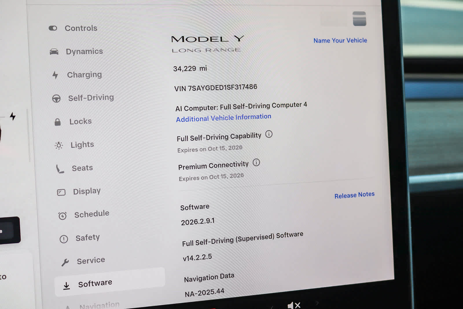 Used 2025 Tesla Model Y Long Range RWD image 23
