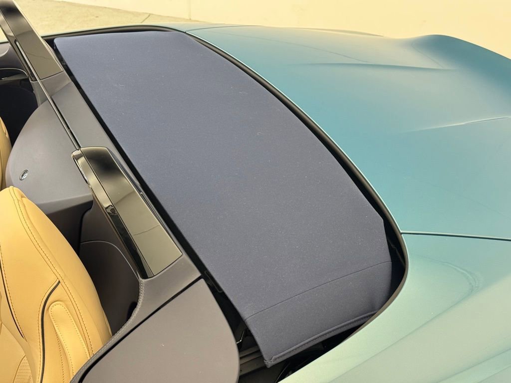 New 2026 Aston Martin V8 Vantage Roadster image 16