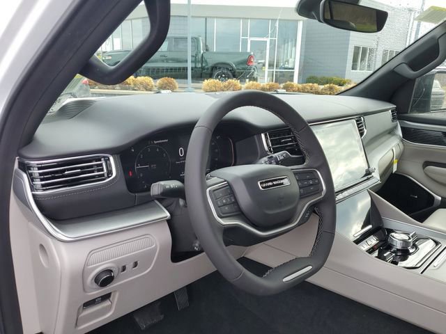 New 2026 Jeep Grand Wagoneer Limited image 12