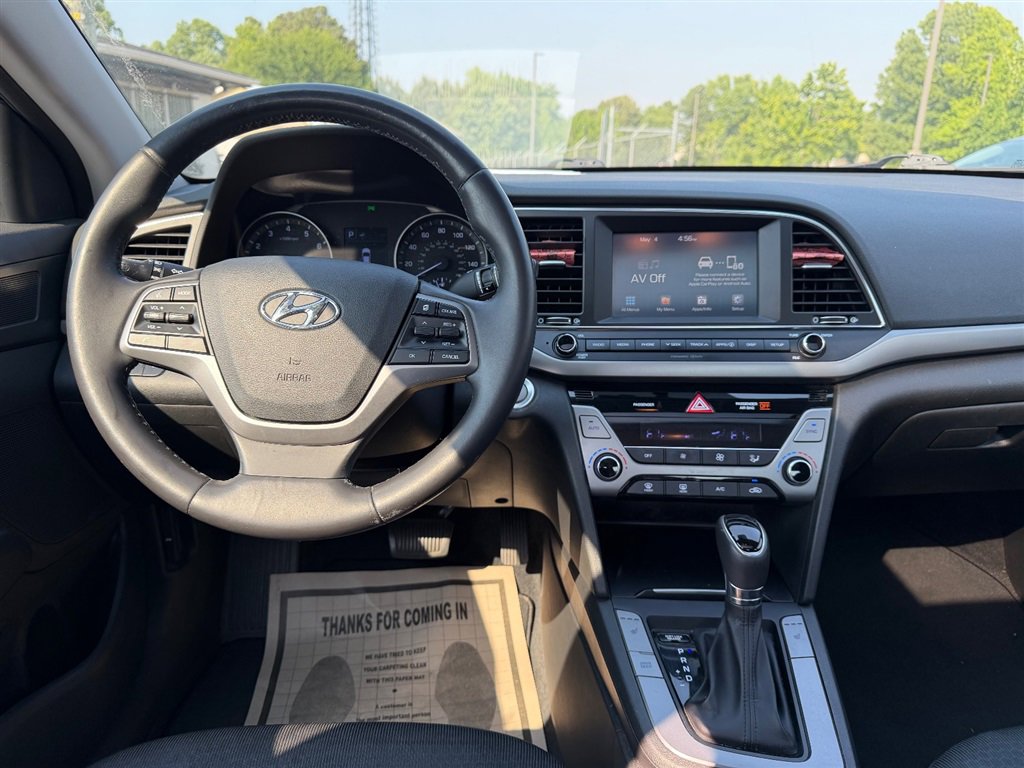 Used 2017 Hyundai Elantra Value Edition FWD image 22