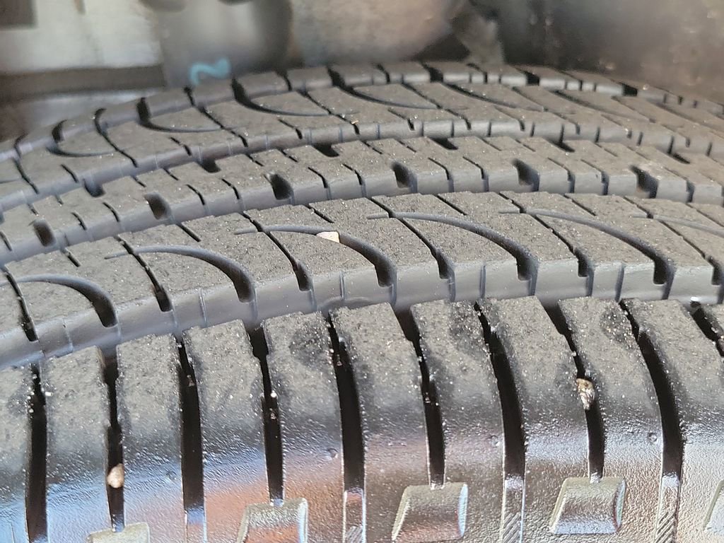 Used 2023 Jeep Compass Latitude w/ Sun and Sound Group image 19