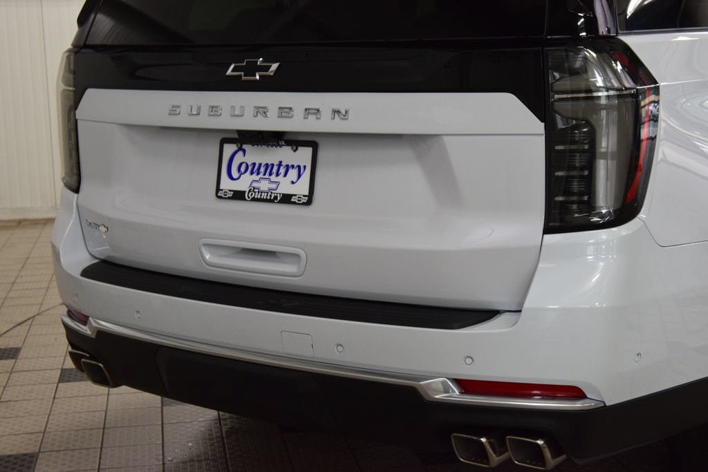 New 2026 Chevrolet Suburban High Country AWD/4WD image 22