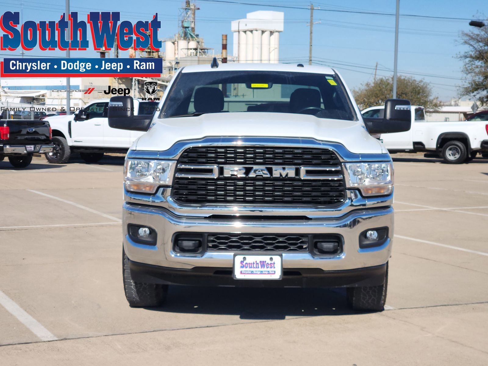 Used 2024 RAM 3500 Big Horn image 6