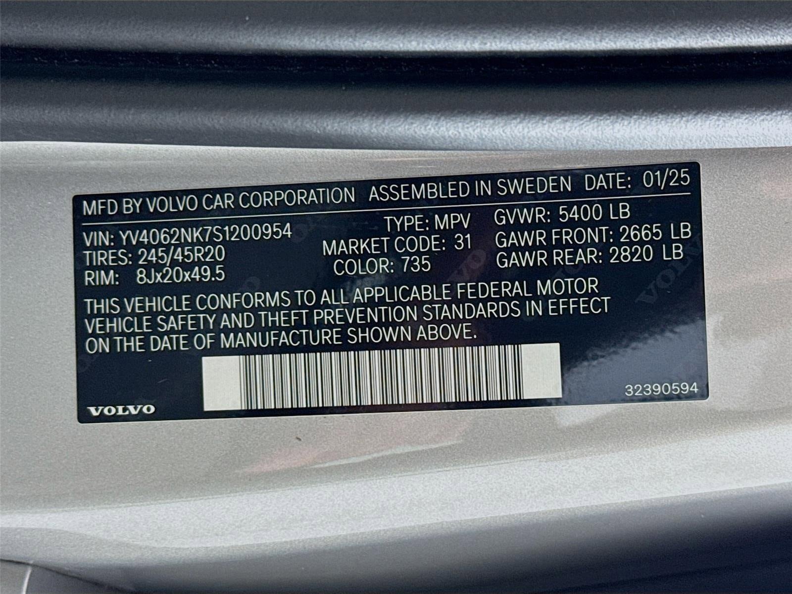 Used 2025 Volvo V90 B6 Cross Country Plus AWD/4WD image 33