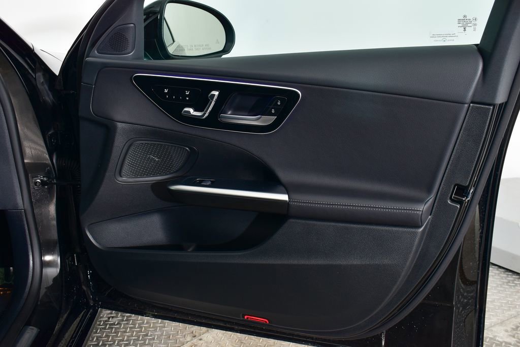 Certified 2025 Mercedes-Benz C 300 4MATIC Sedan image 26