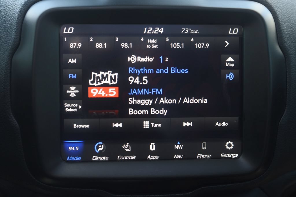 Used 2022 Jeep Renegade Limited w/ Sun, Sound & Wheels Group AWD/4WD image 6