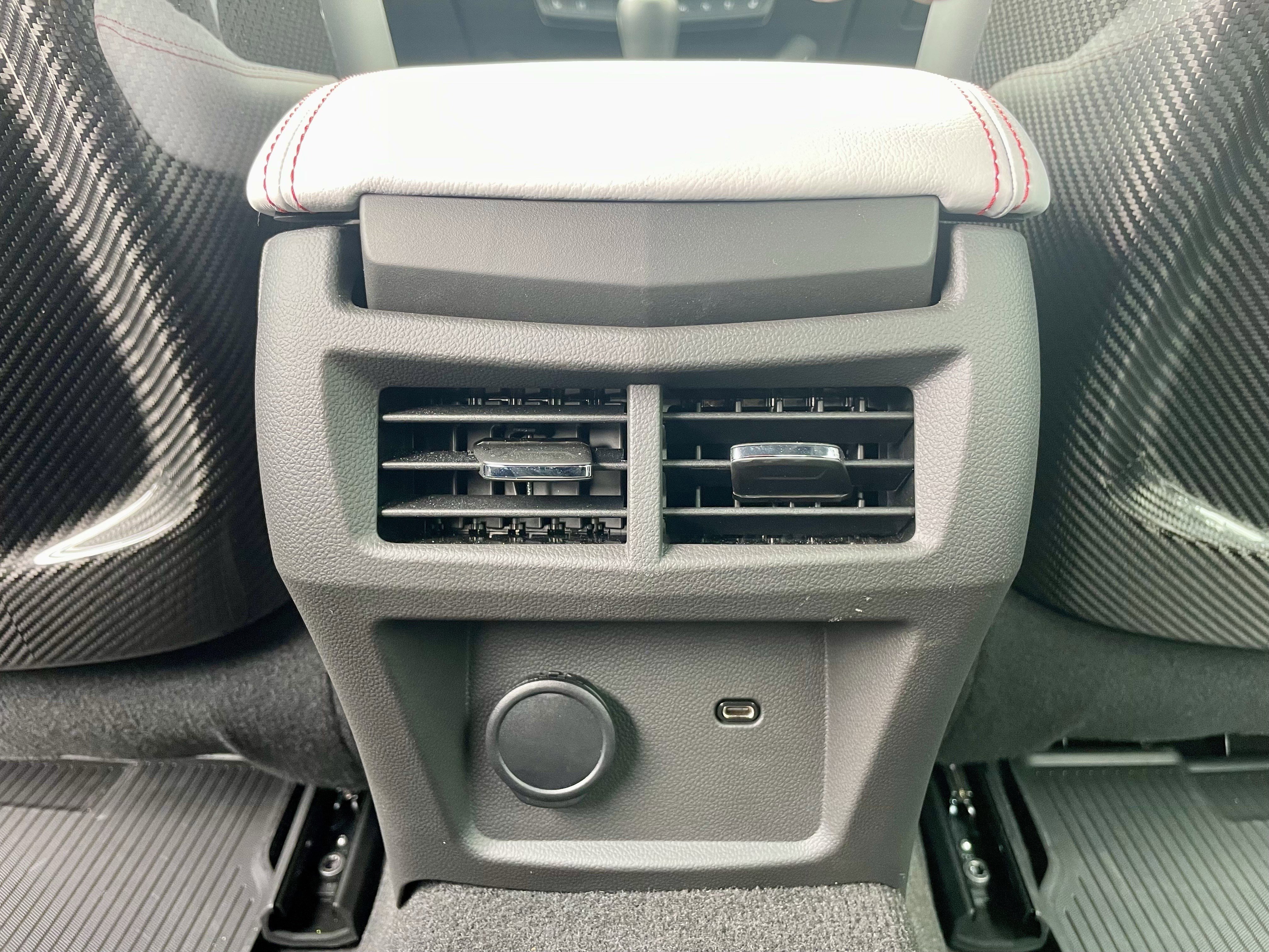 Used 2025 Cadillac CT5 V Blackwing w/ Carbon Fiber 2 Package image 26