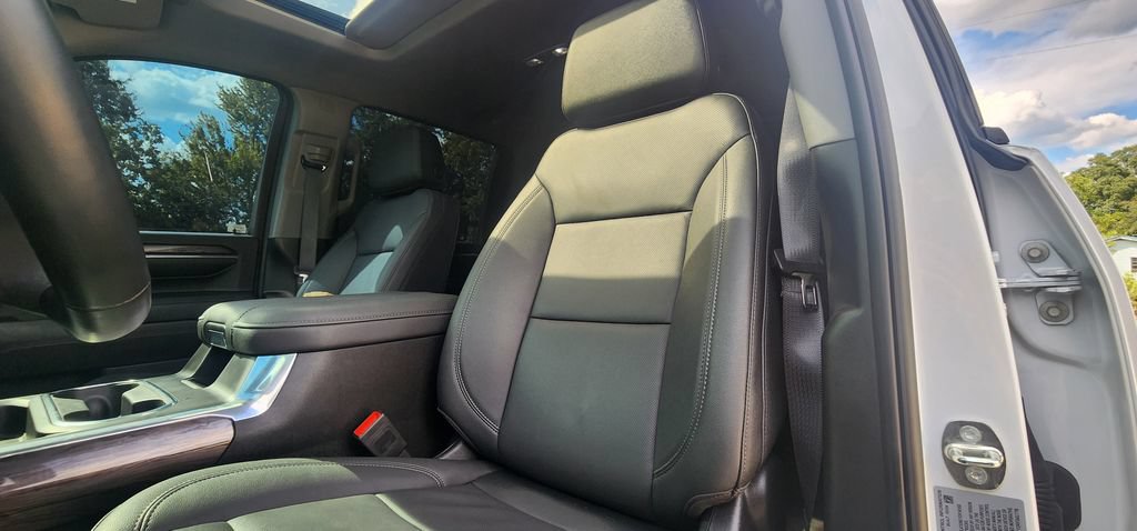 Used 2024 Chevrolet Silverado 3500 LTZ w/ LTZ Premium Package AWD/4WD image 15