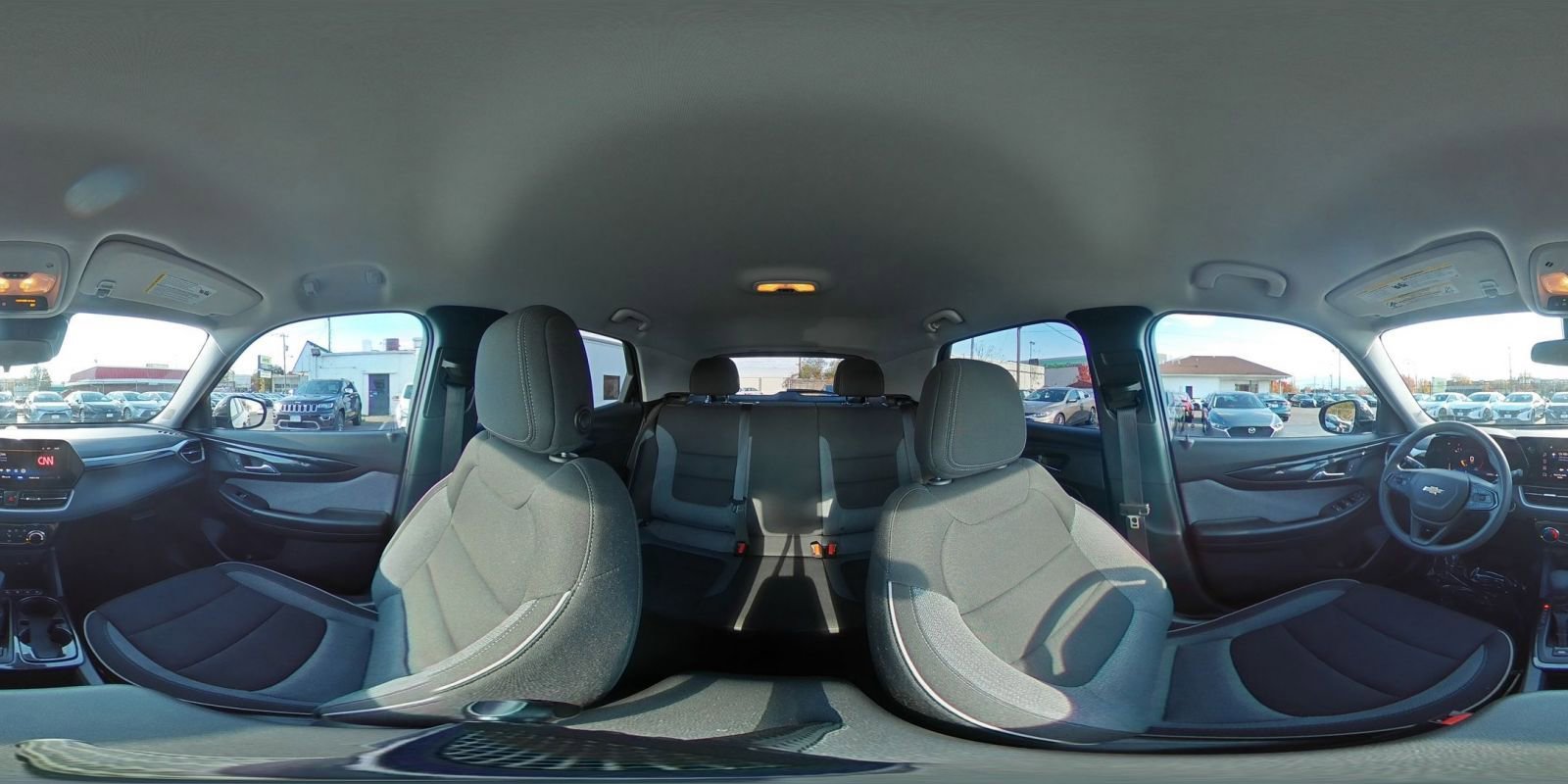 Used 2025 Chevrolet TrailBlazer LT image 40