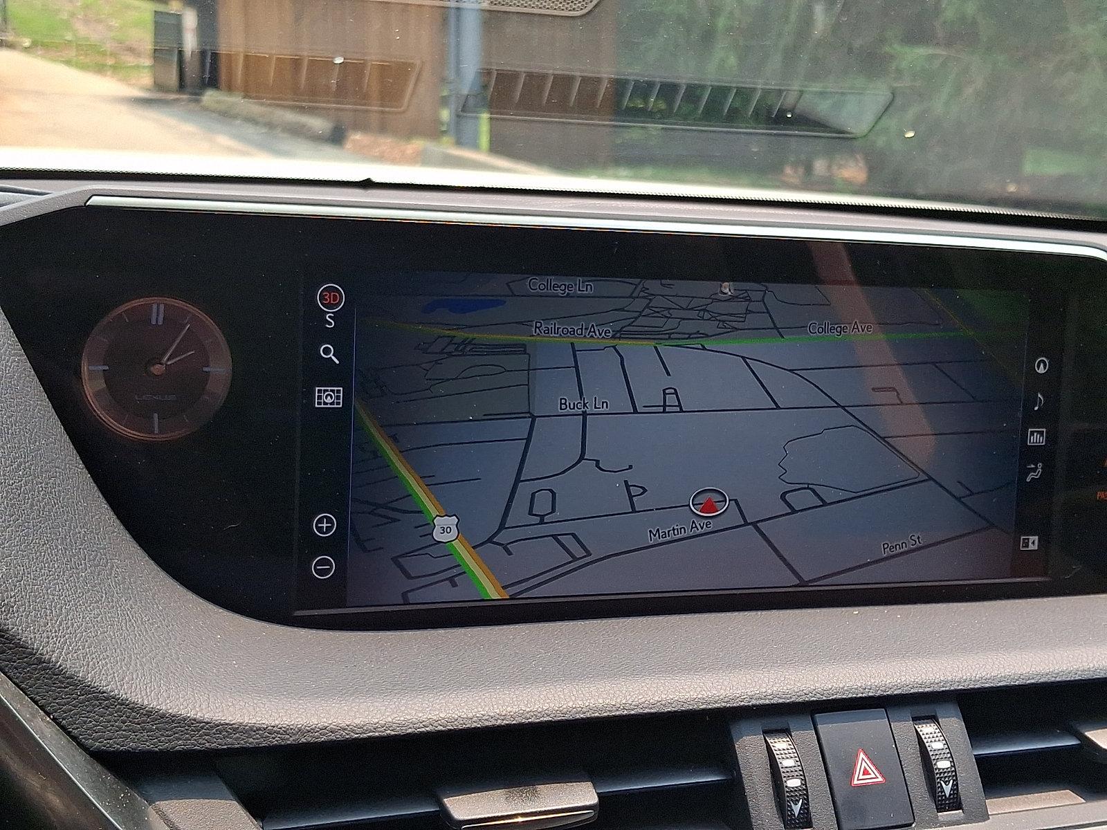Certified 2020 Lexus ES 300h w/ Premium Package FWD image 18