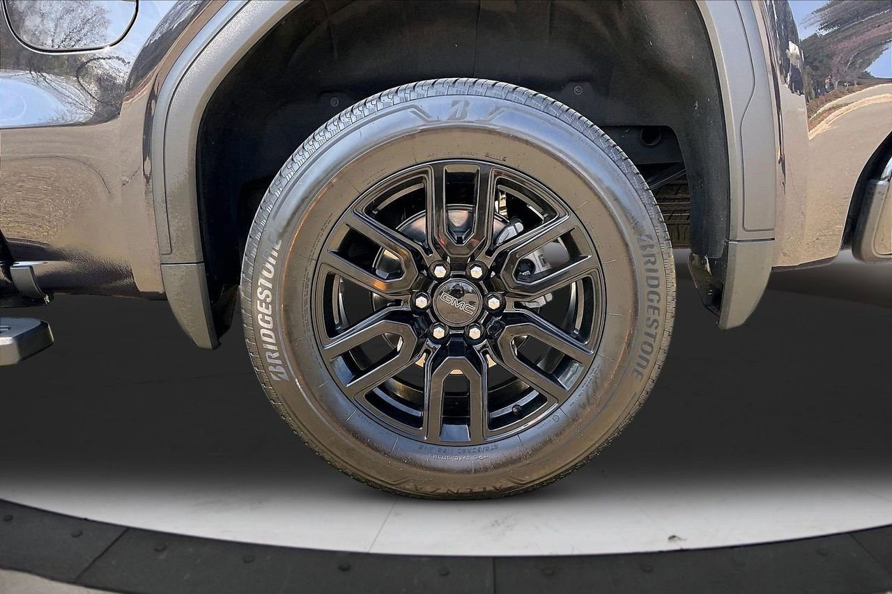 Used 2024 GMC Sierra 1500 Elevation w/ Elevation Premium Package image 37