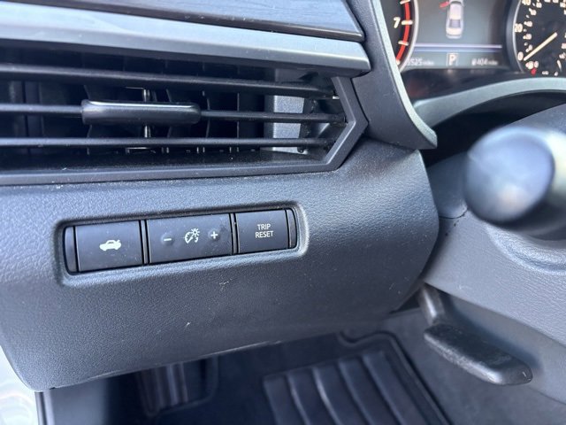 Used 2025 Nissan Altima 2.5 SV image 19