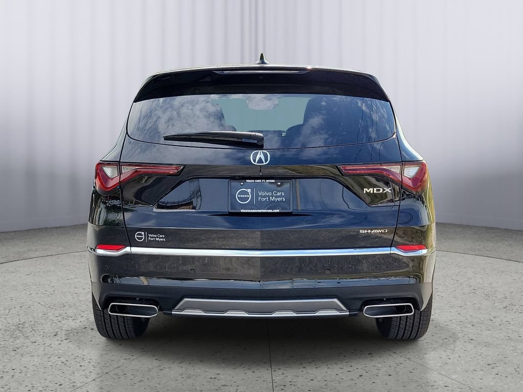 Used 2025 Acura MDX SH-AWD w/ Technology Package image 5