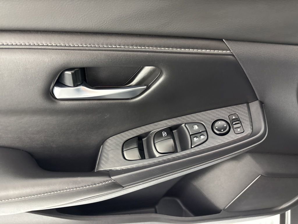 Used 2021 Nissan Sentra SV FWD image 22