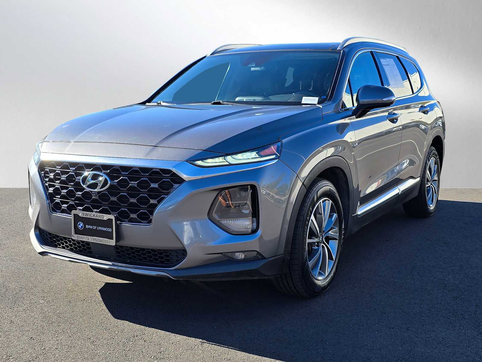 Used 2019 Hyundai Santa Fe Ultimate image 3