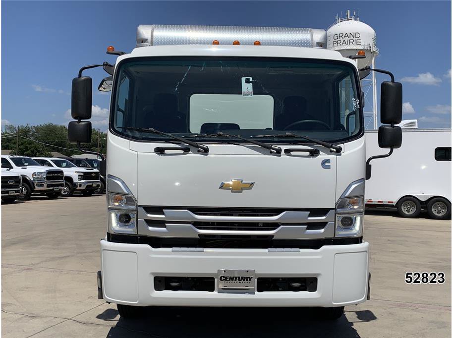 Used 2024 Chevrolet Low Cab Forward 6500XD RWD image 14