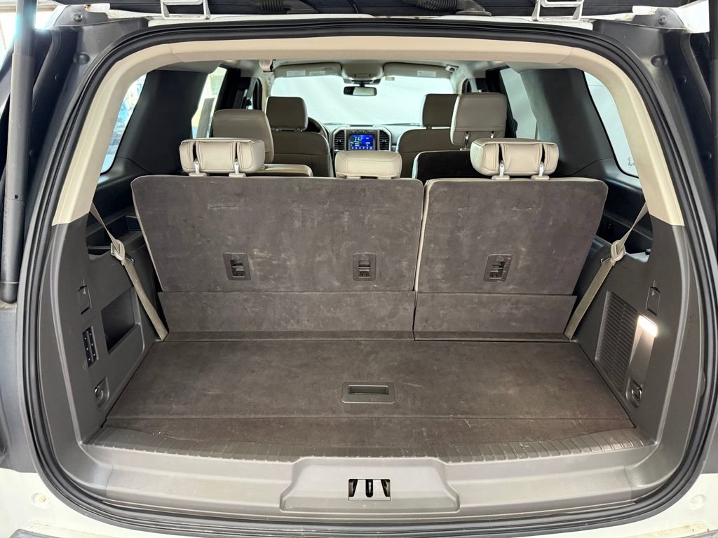 Used 2020 Ford Expedition XLT w/ Equipment Group 202A image 21