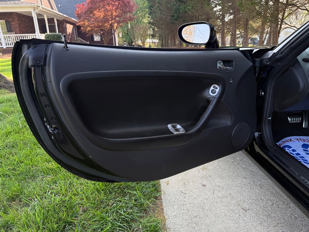 Used 2009 Pontiac Solstice GXP w/ Premium Package image 46