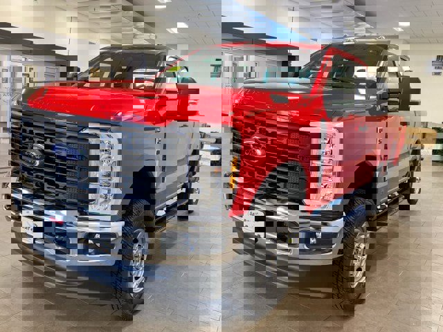New 2026 Ford F250 XL w/ XL Chrome Package image 4