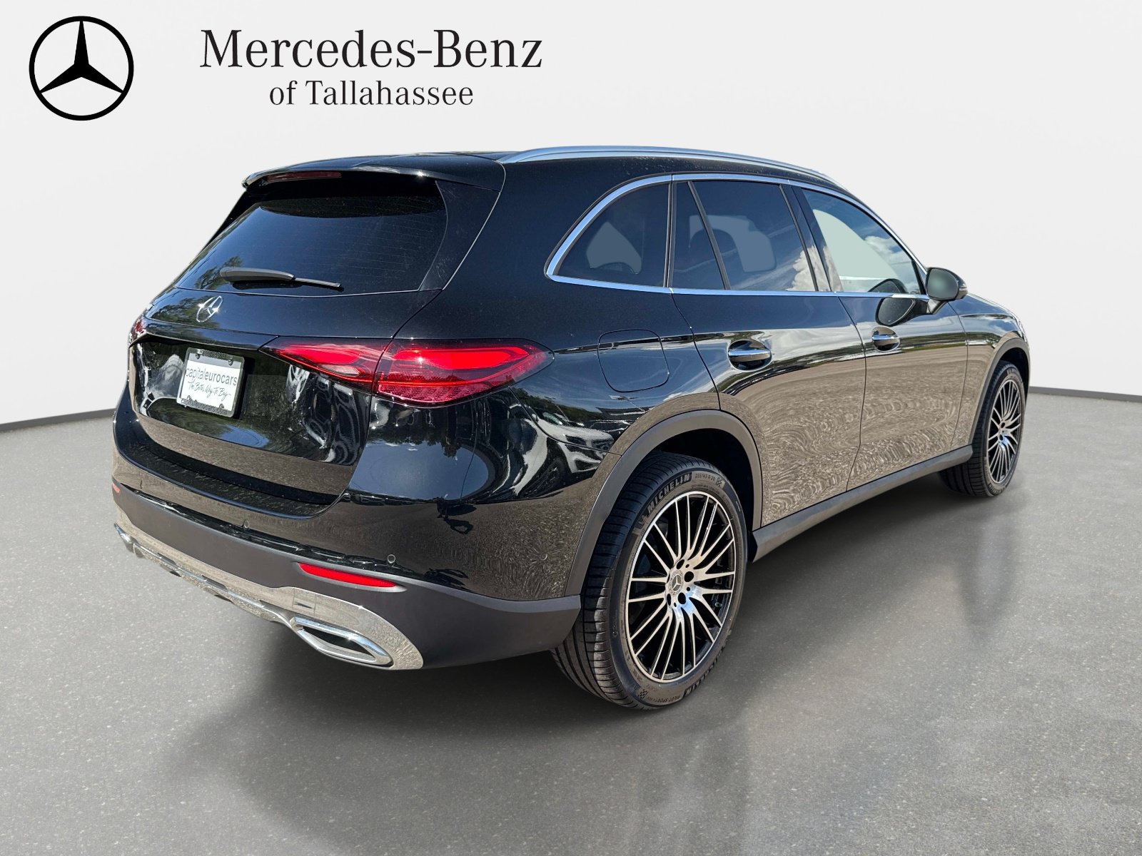 Certified 2025 Mercedes-Benz GLC 300 image 5