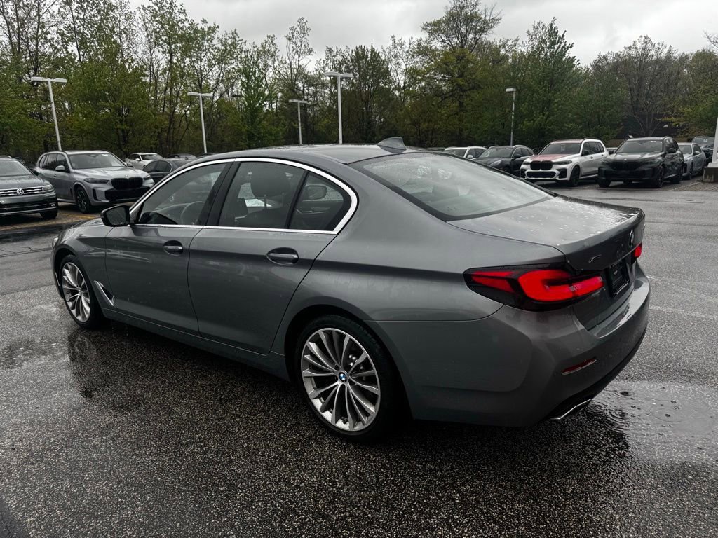 Certified 2023 BMW 530i xDrive w/ Convenience Package AWD/4WD image 3