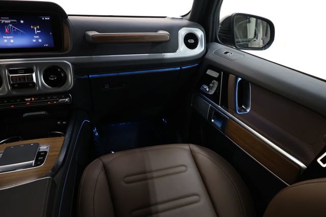 Used 2025 Mercedes-Benz G 550 image 87