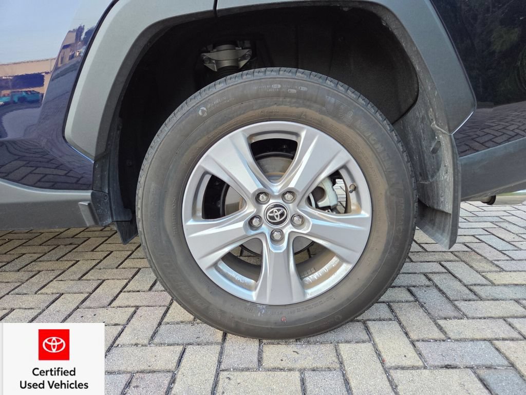 Certified 2025 Toyota RAV4 XLE w/ Convenience Package FWD image 20