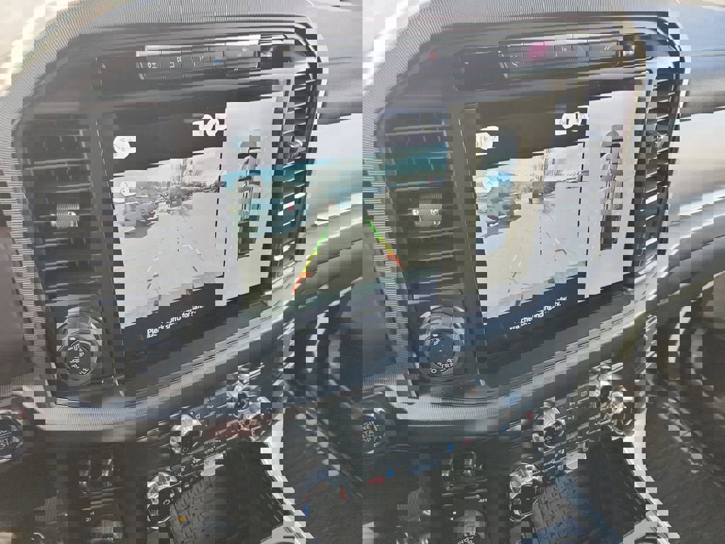 Used 2024 Ford F150 Platinum image 26