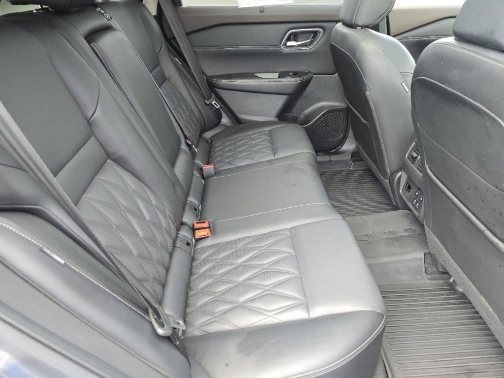 Used 2023 Nissan Rogue Platinum w/ Platinum Premium Package AWD/4WD image 20